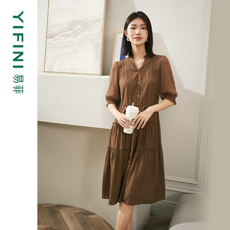 易菲新中式小V领中袖连衣裙