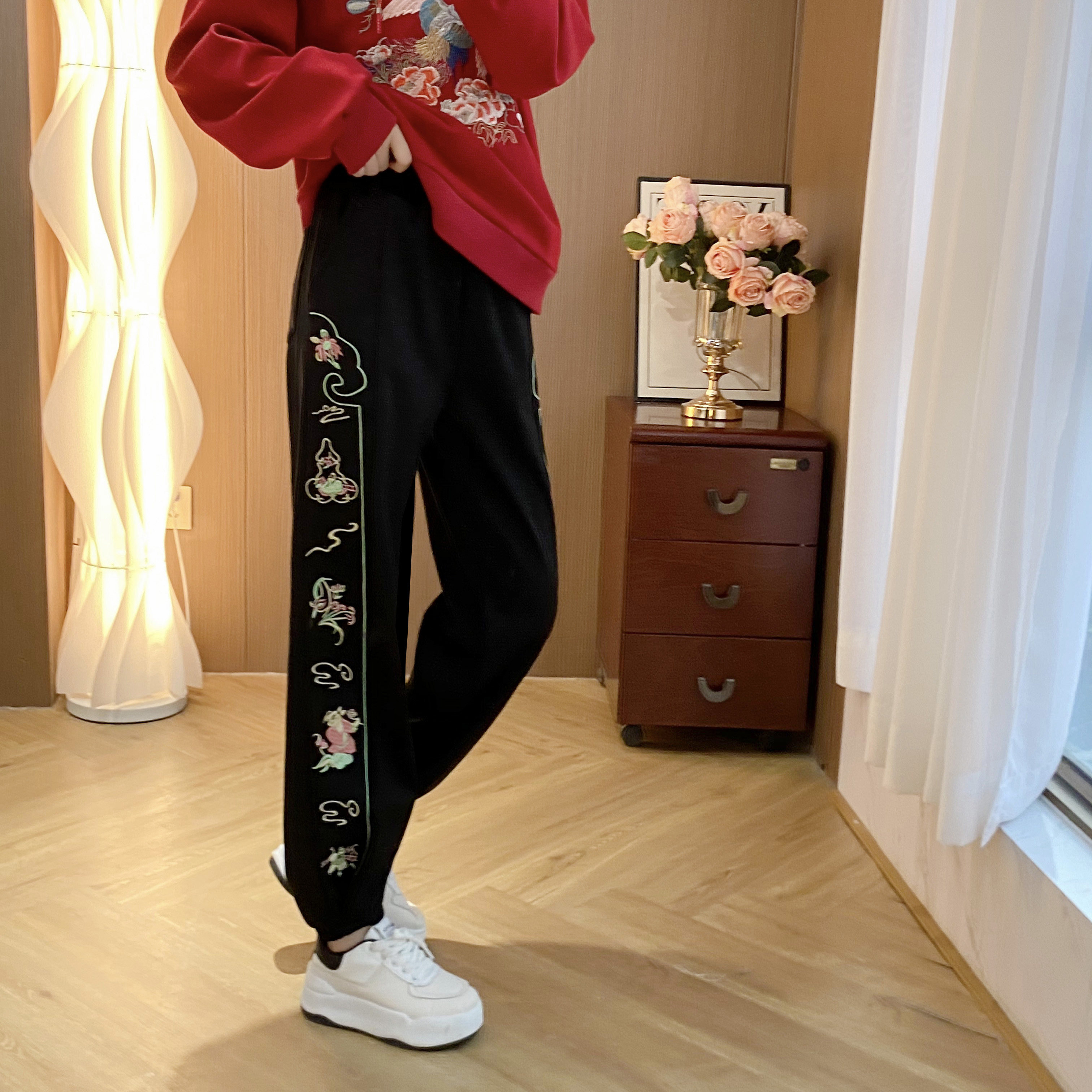 本命年100%纯棉民族风刺绣休闲裤女国潮秋冬季加绒加厚显瘦长裤子