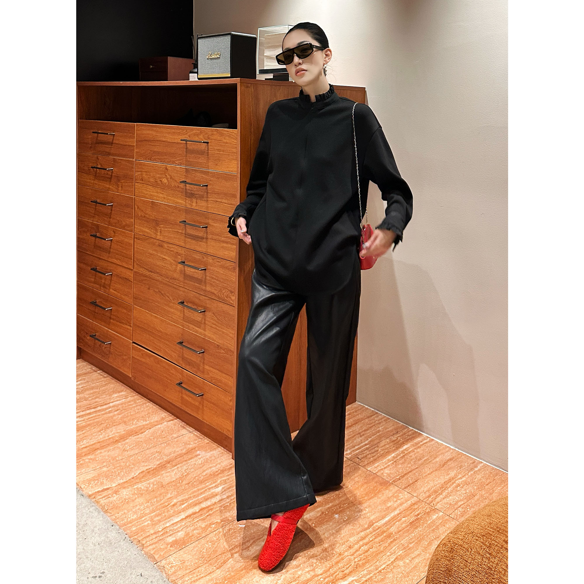 紫紫经典时装裤  无时间系列水染延展腰环保皮时装裤ZD10KZYL828