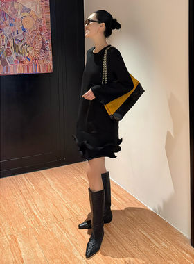 紫紫 隽永花边裙 可持续优雅连衣裙减龄阔摆花瓣绒里长袖卫衣裙女