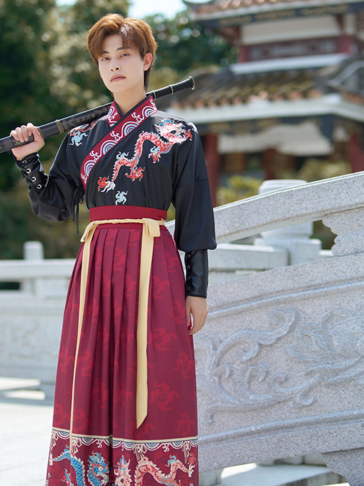 2024 봄 새로운 원본 수 놓은 HANFU 무술 스타일 비-고대 의상 우아하고 잘 생긴 커플 CP 복장