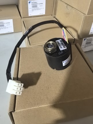 大金空调风管机内机电子膨胀阀线圈