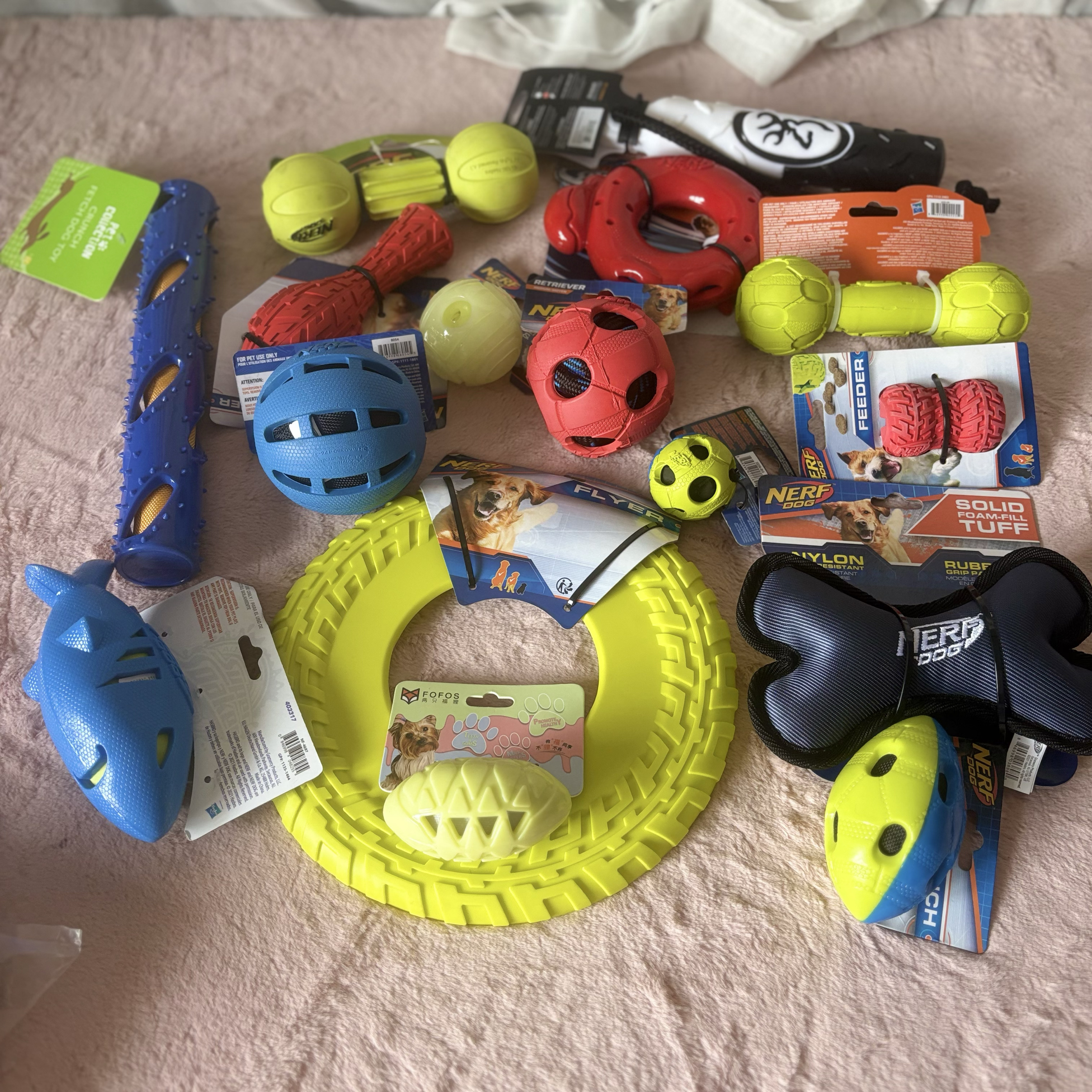 益智互动宠物玩具NERF
