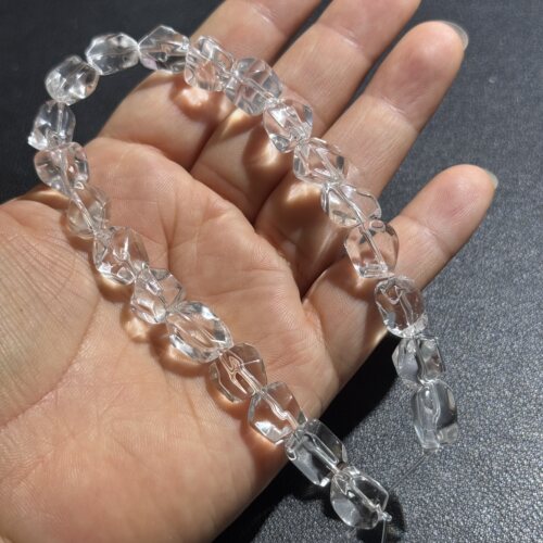 约9*12mm天然不规则切面白水晶瑕疵珠颗颗有裂散珠23cm长