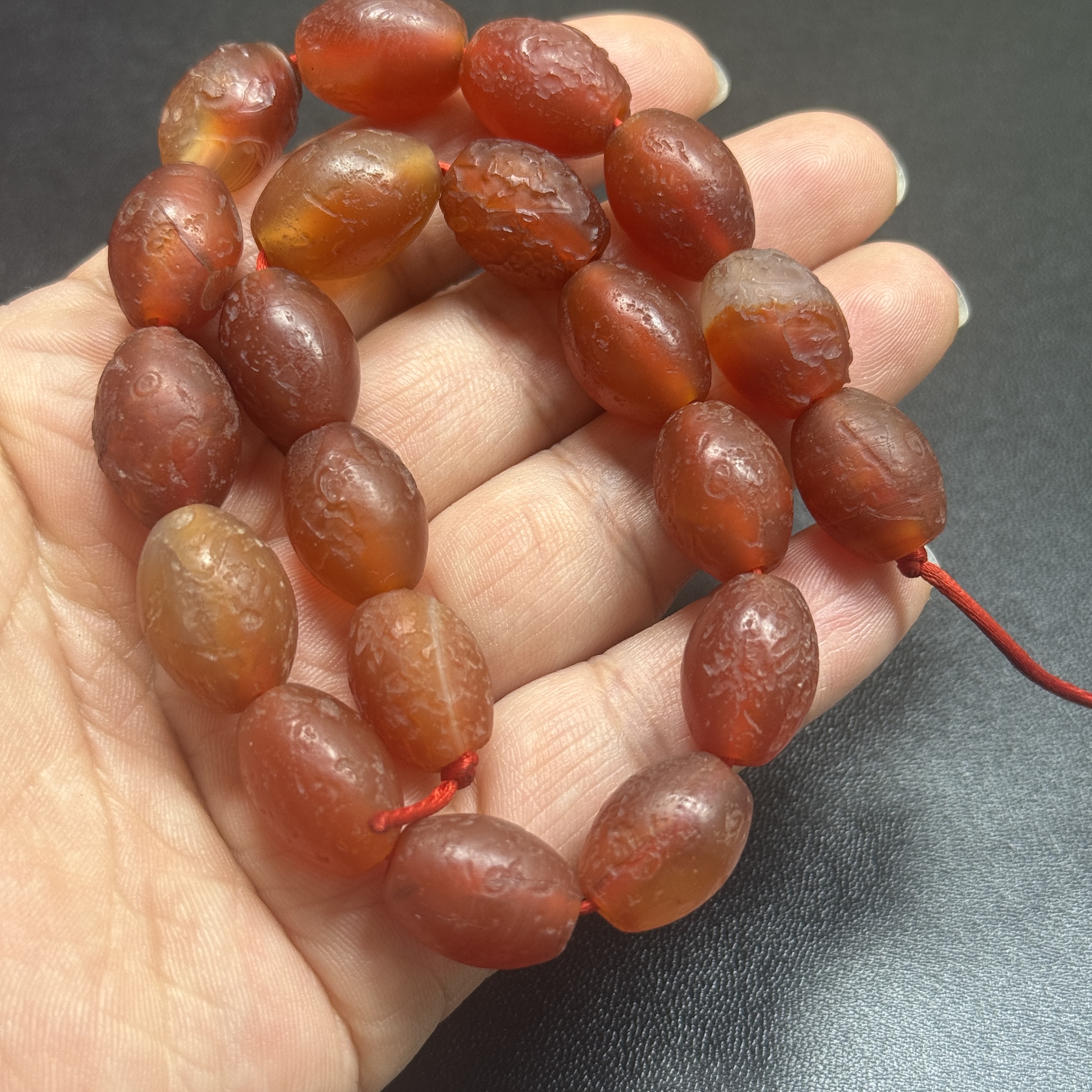 哑光橘皮纹红玛瑙约12*16mm散珠半成品Diy项链手链配珠20颗