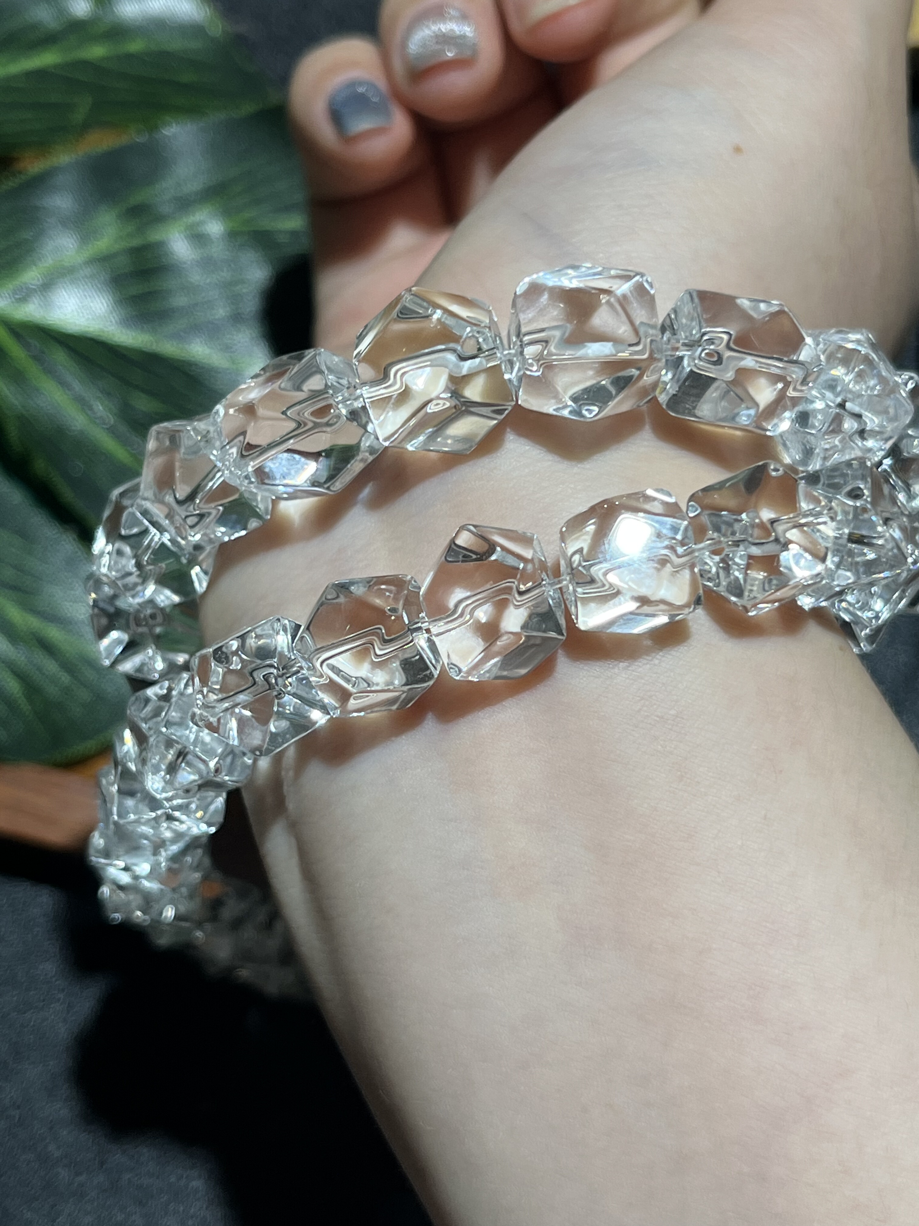 纯天然玻璃体白水晶唐八棱尺寸约10*9mm散珠半成品29cm/30颗