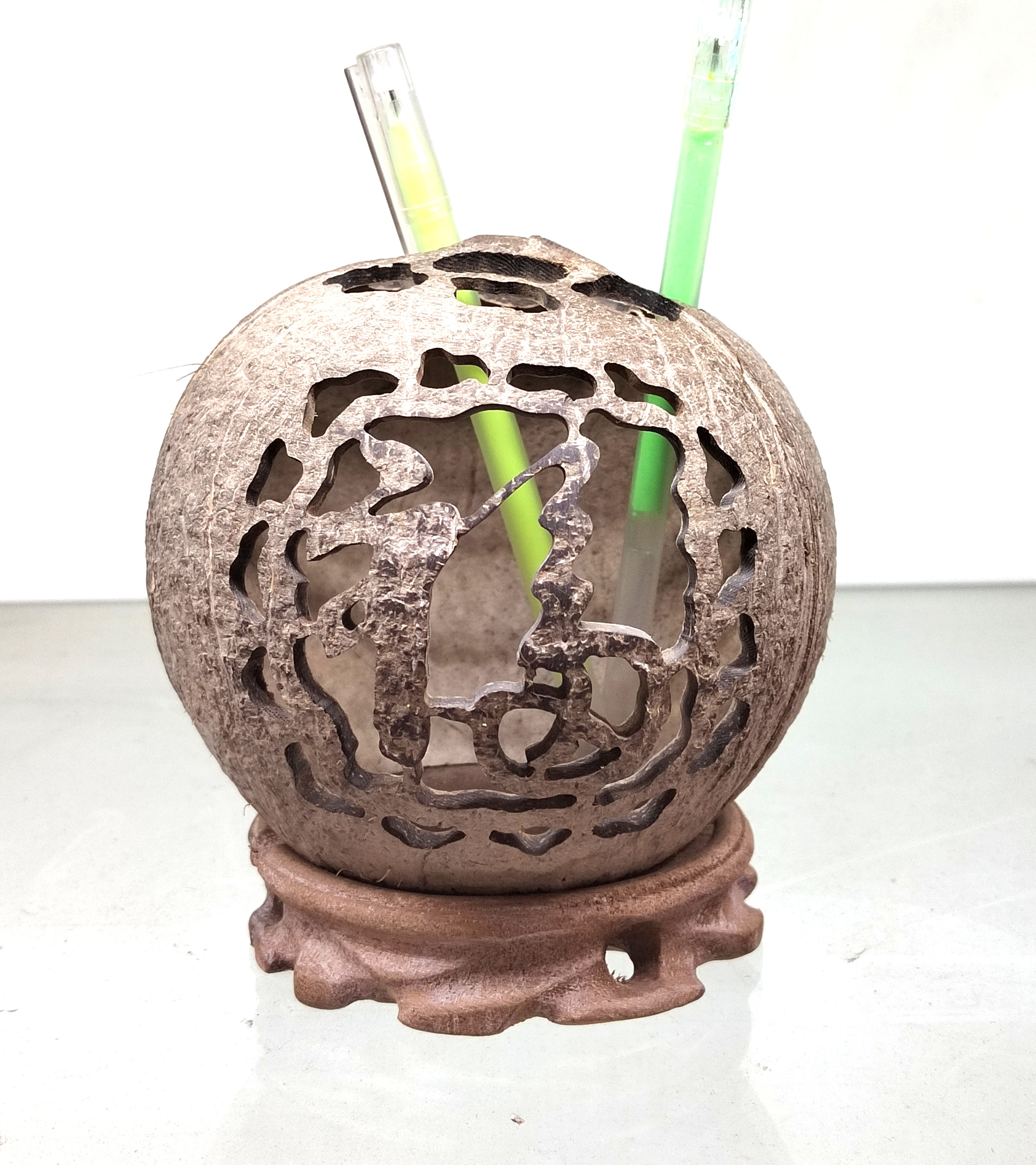 特价海南特色非遗椰雕手工镂空笔筒实用工艺礼品生日礼物办公书房