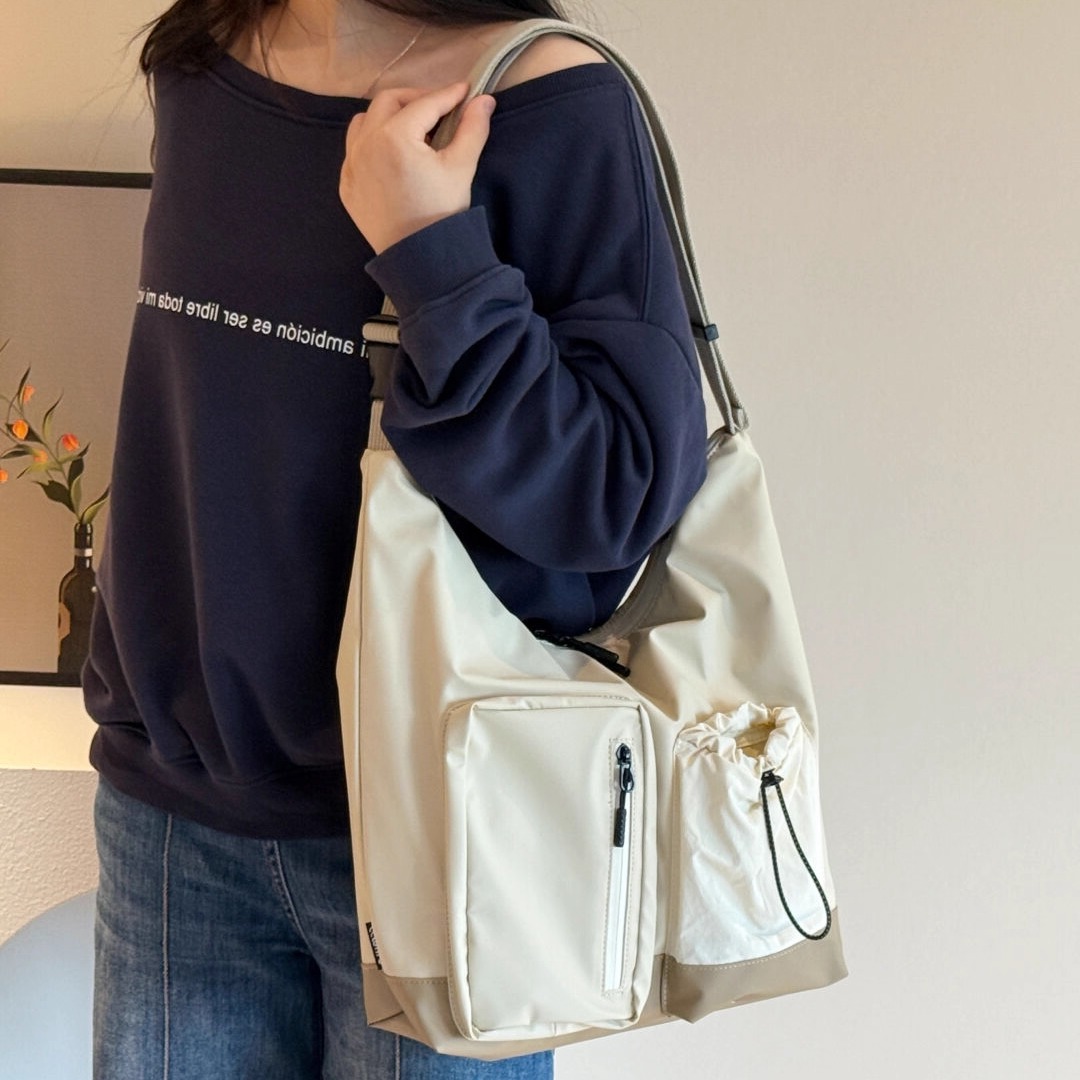 【正确版】多口袋运动健身包轻便防水牛津布大容量通勤单肩斜挎包