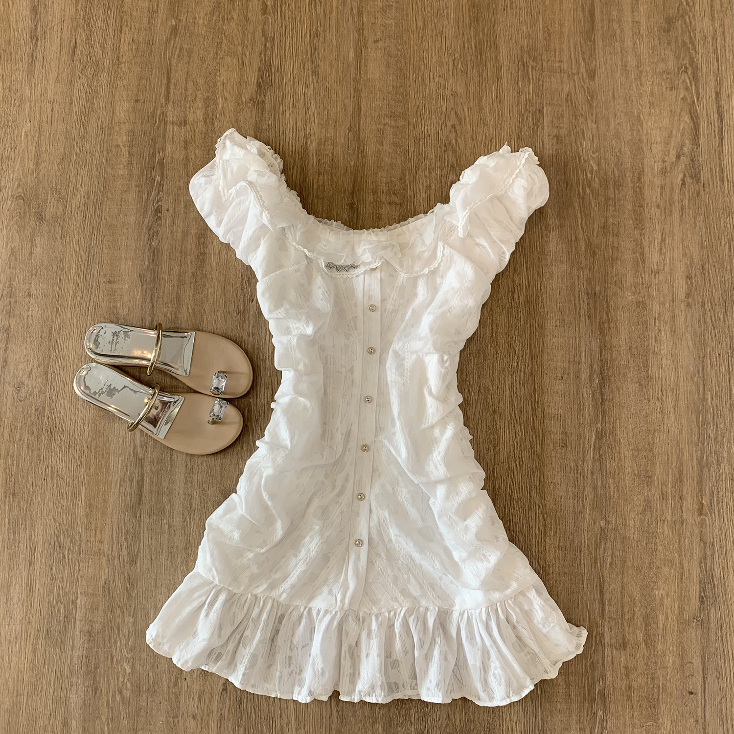 【现货】法式显瘦泡泡袖白色连衣裙女甜美提花包臀仙女a字裙