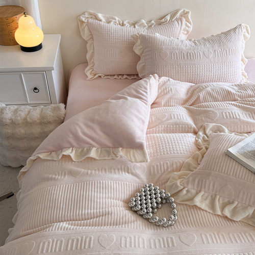 四件套牛奶绒miu公主风