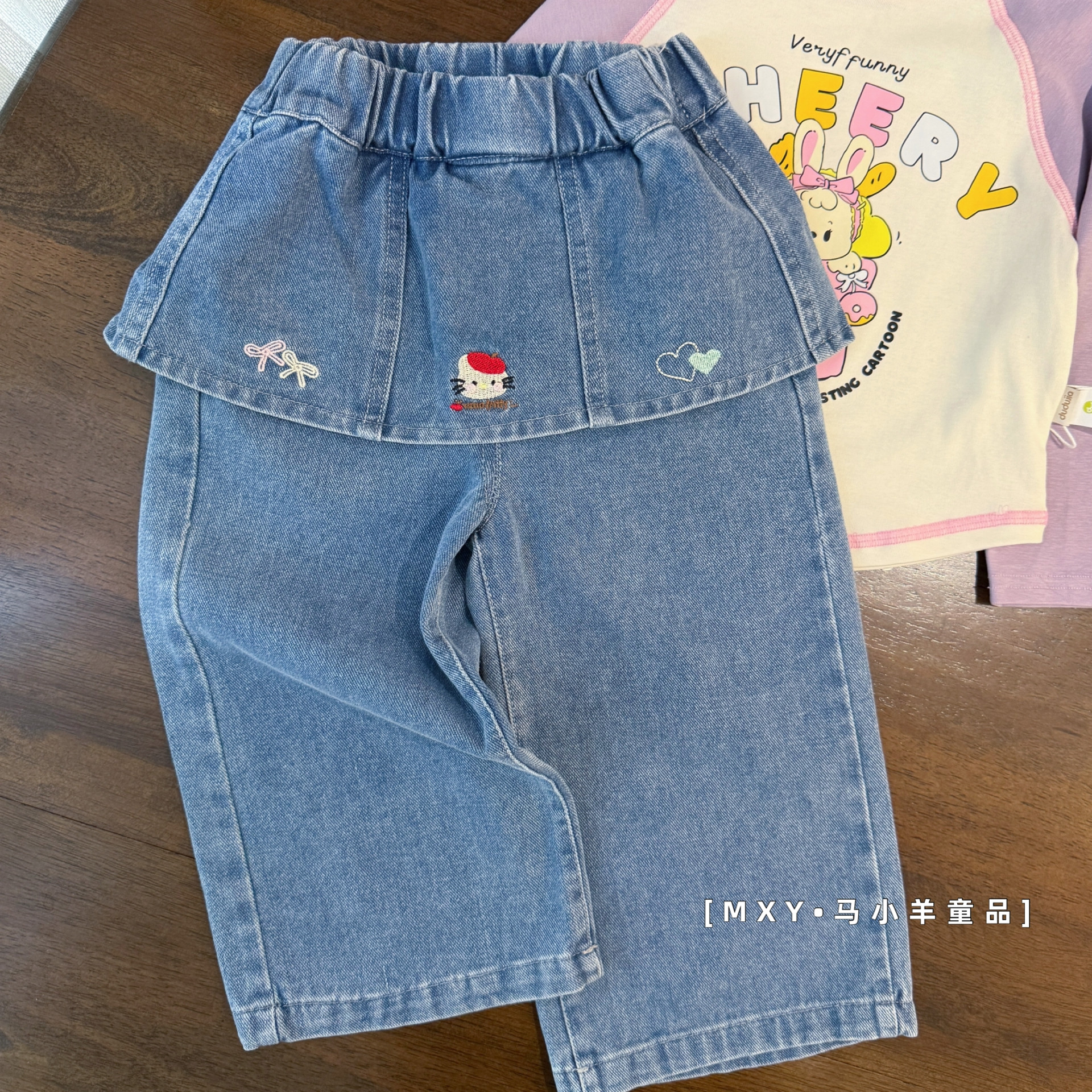 女童长裤25秋款刺绣牛仔裤宽松裤