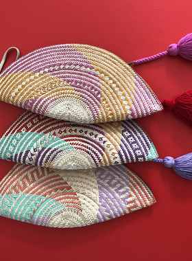 哥仑比亚WAYUU部落手工编织草编流苏拉链饺子包手拿包