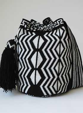 哥仑比亚WAYUU部落手工编织包瓦尤包单股中号金线黑白银竖波纹