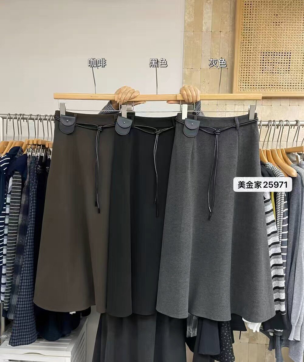 美金 25791半身裙女秋新高腰遮胯a字显瘦长款百褶伞裙大裙摆百搭