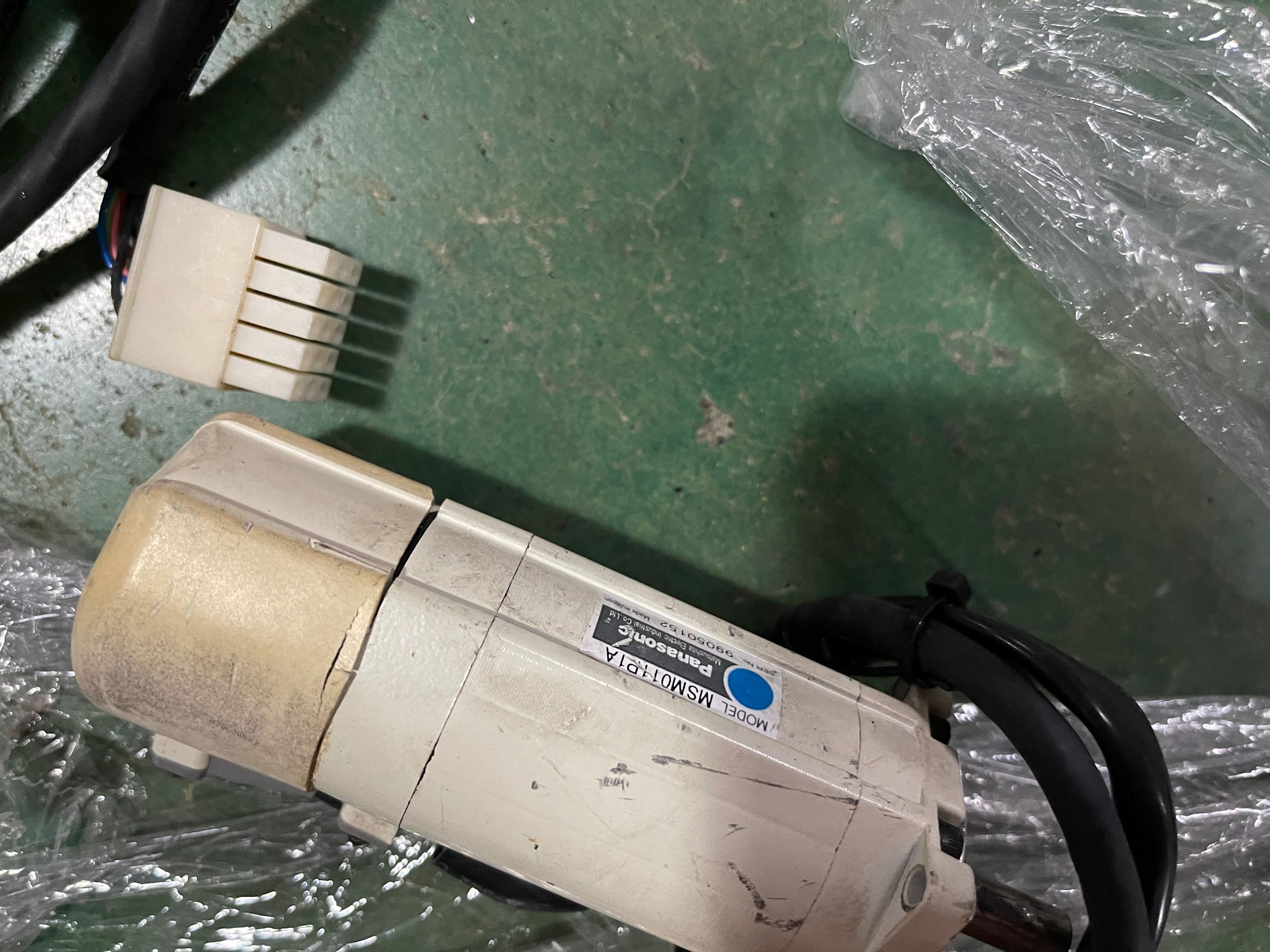 松下伺服电机MSM011P1A