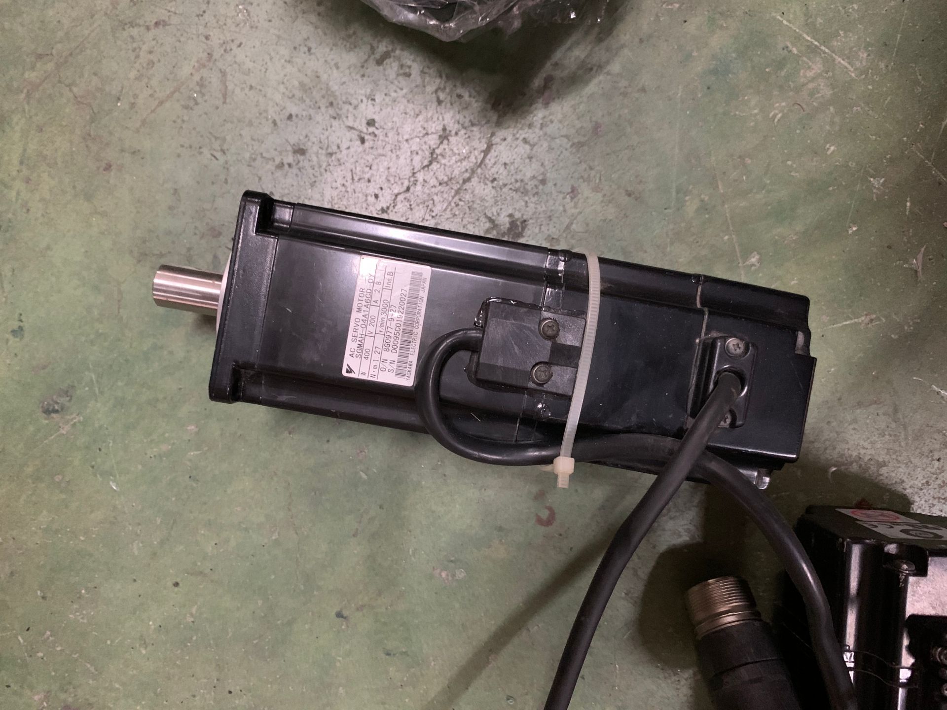 SGMAH-04A1A6CD-OY伺服电机安川