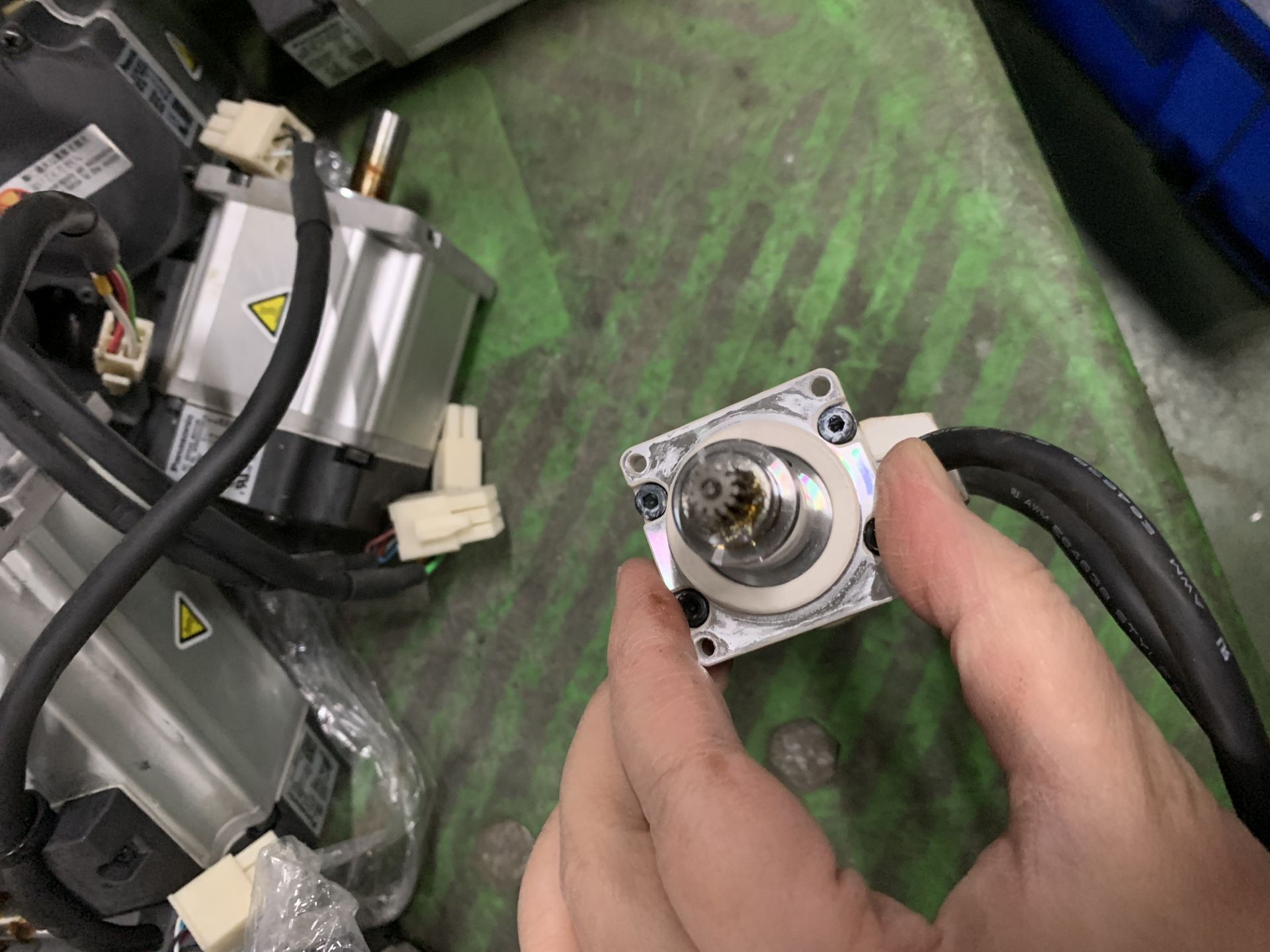 松下MSMA5AZA2F伺服电机