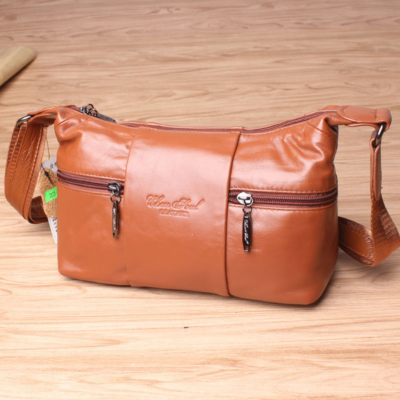 时尚复古牛皮单肩包中年女包休闲斜挎包单肩包妈妈真皮零钱包全新