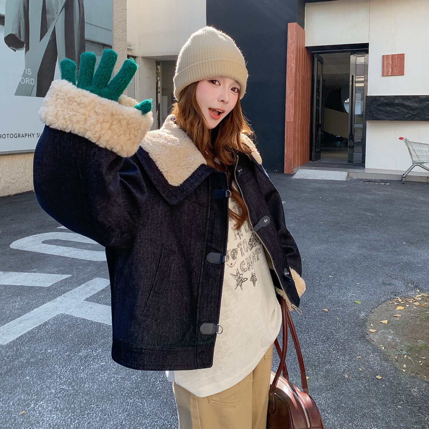羊羔毛拼接牛仔羽绒服女冬超火好看高级小众独特漂亮短款加厚外套,女装羽绒服,2B196