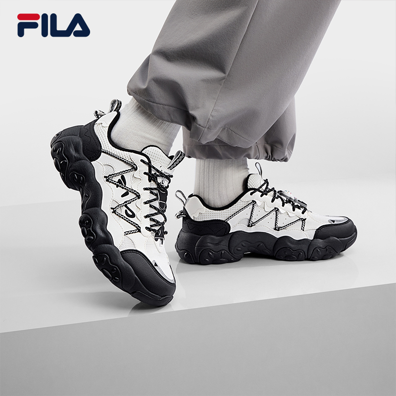 FILA斐乐女士休闲老爹鞋