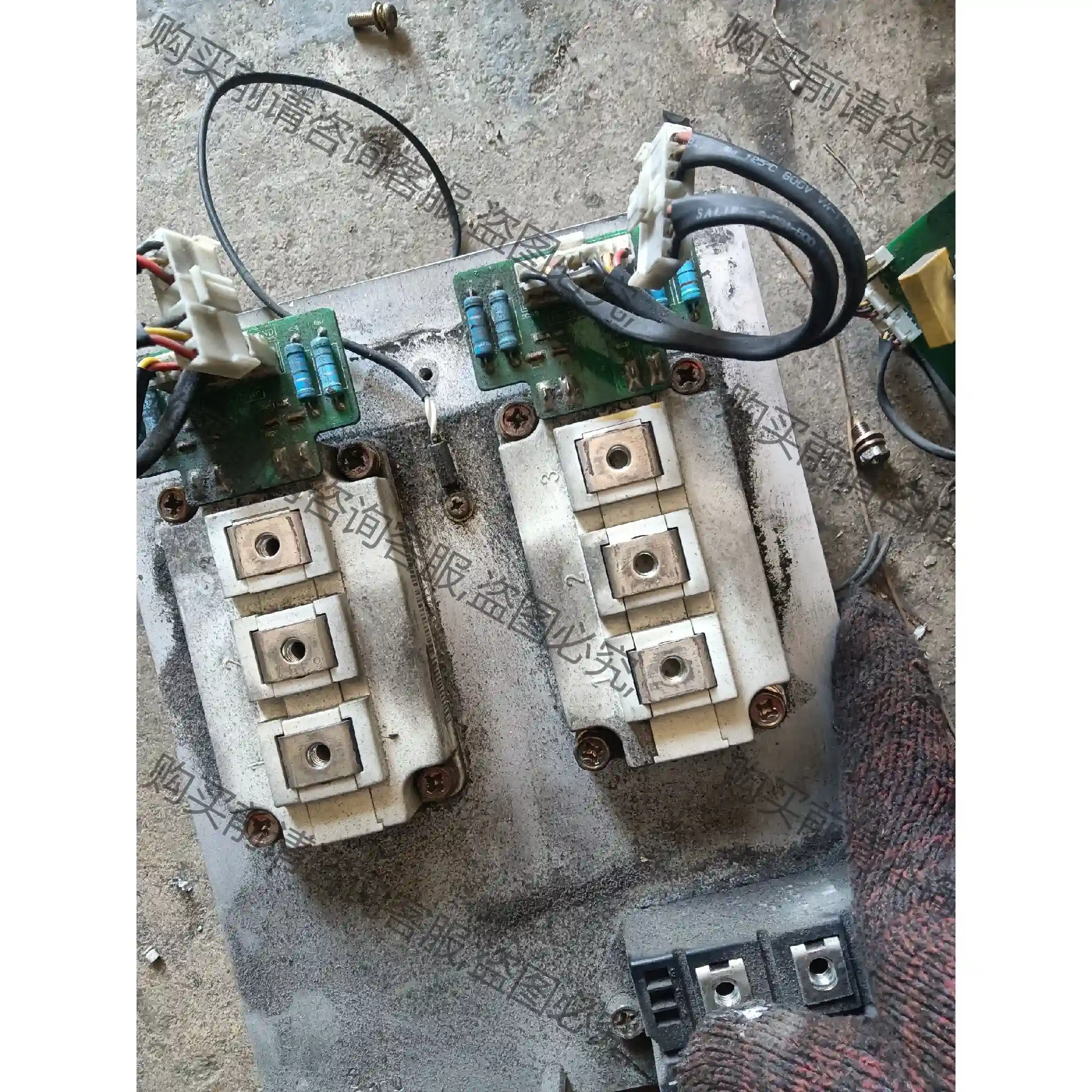 英飞凌模块IGBT G1237，型号看bu出了，整个出，铝大概 先议价 包