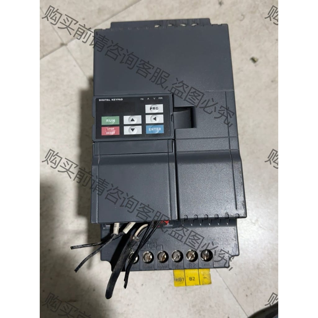 功能正常议价 XL800T-7R5KY-4众辰变频器，7.5千瓦，拆机机器