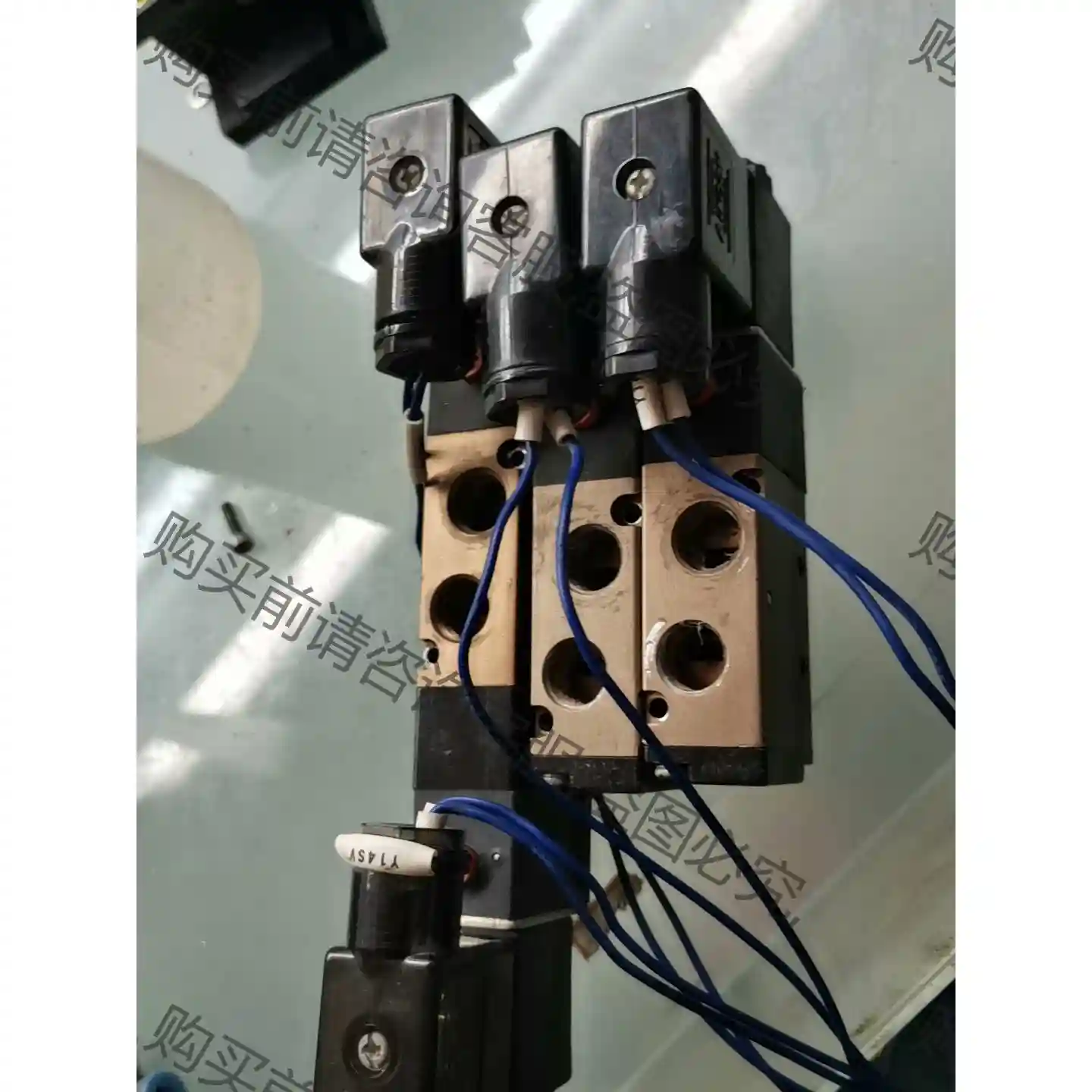 AIRODK两位五通电磁换向阀4V210-08 4V230C 先议价 包上机好用