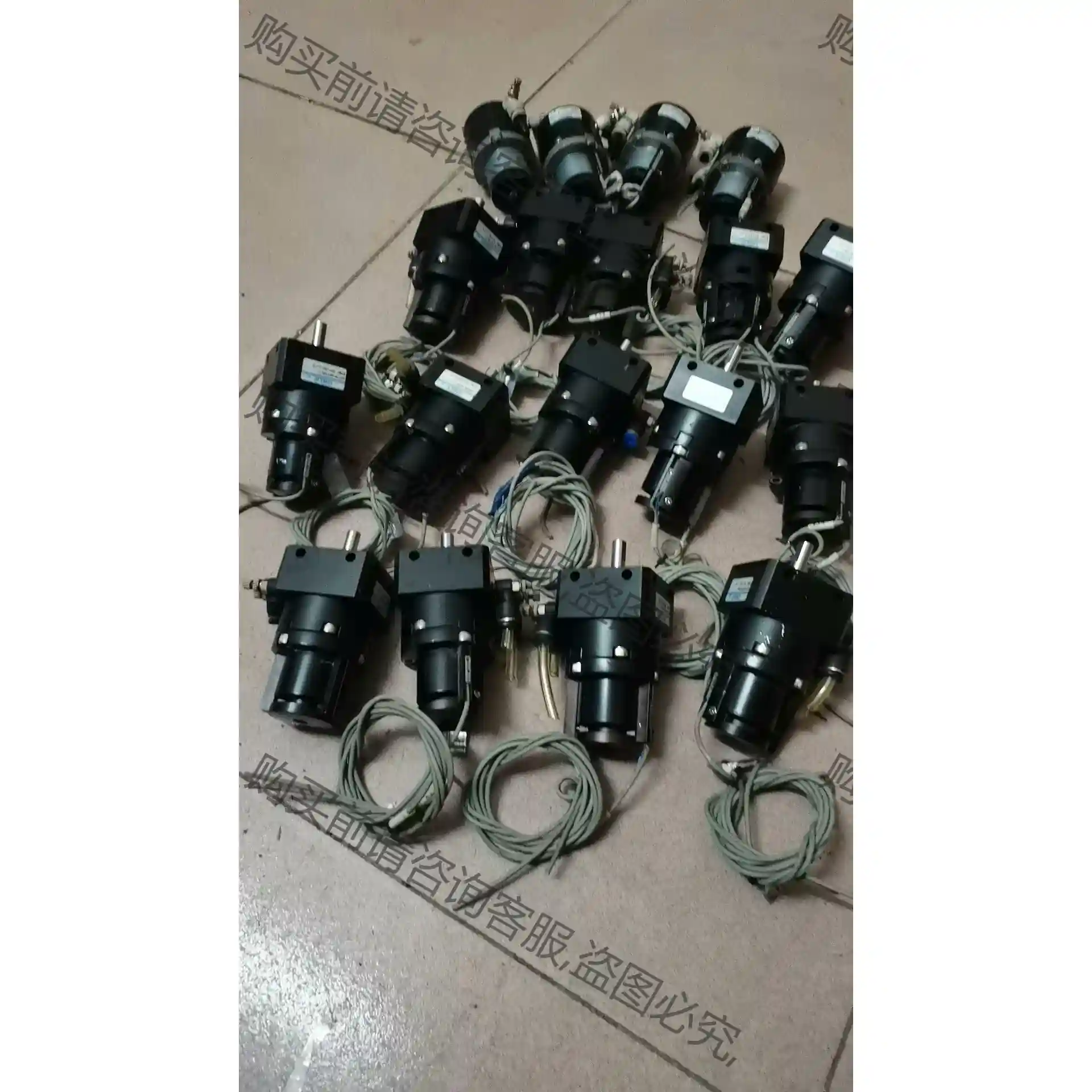 气立可CHELIC回转旋转气缸，RTMF30＊180-L-C 先议价 包上机好用