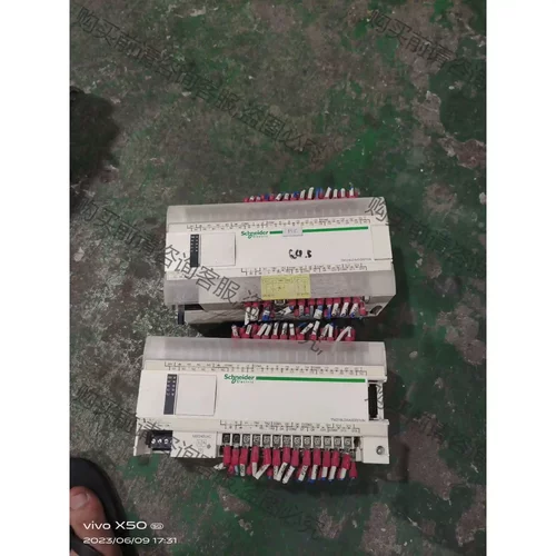 施耐dePLC TM218LDA40DR4PHN 四台 先议价 包上机好用