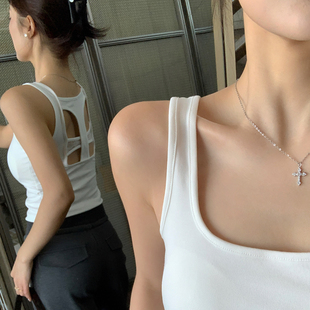 龙妹白色方领吊带带胸垫绝美背心女内搭外穿2026春夏新款打底上衣