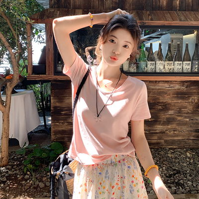 初夏漂亮粉色V领正肩短袖T恤女