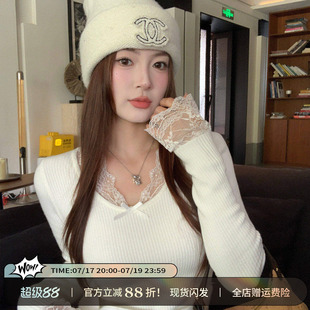 龙妹V领蕾丝加绒加厚白色毛衣女内搭2026新款冬季针织上衣打底衫