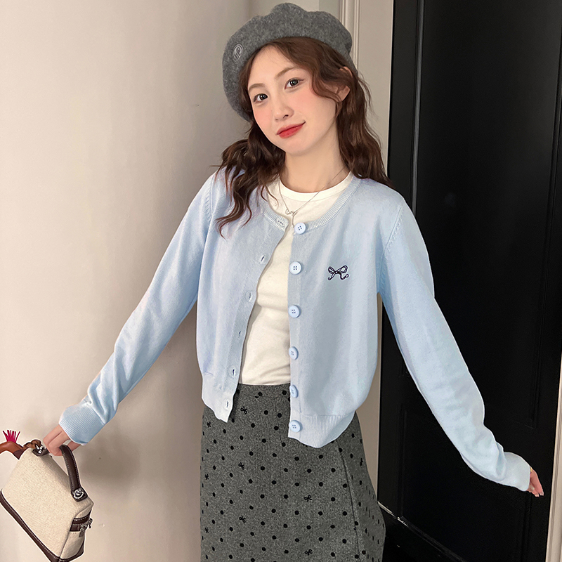 蓝色刺绣蝴蝶结针织开衫女外穿