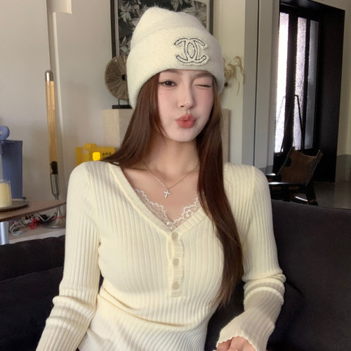 【V领蕾丝打底衫】高级感针织衫