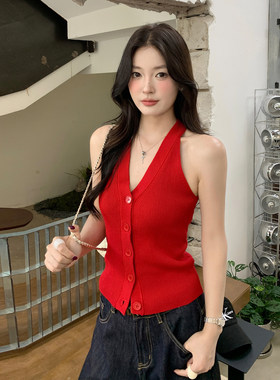 龙妹红色V领辣妹吊带背心女夏外穿2026新款韩系穿搭无袖针织上衣