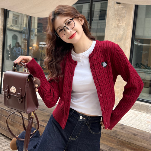 红色韩系百搭针织开衫