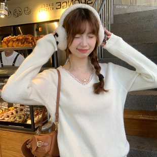 龙妹家蕾丝V领杏色毛衣打底衫女内搭2025新款冬季高级感针织上衣