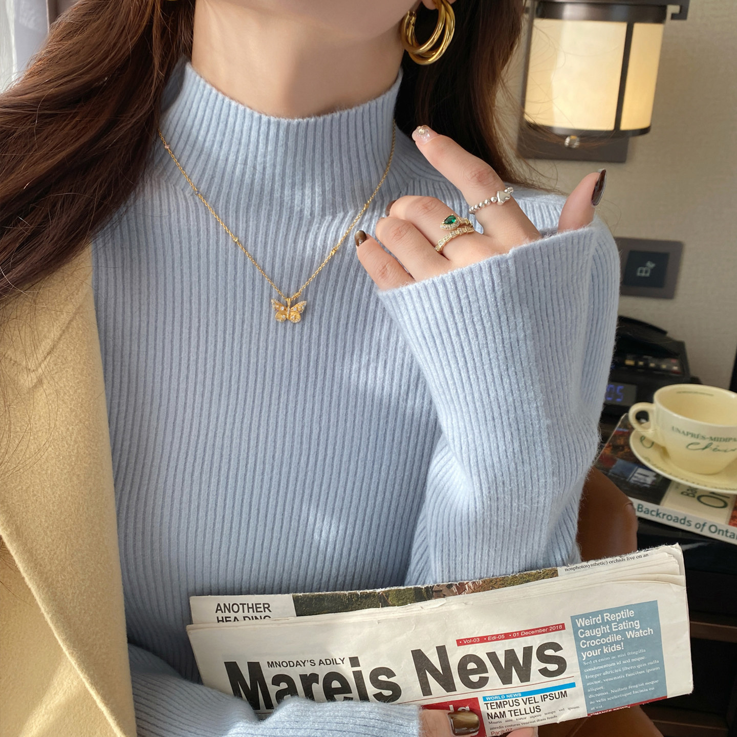 【软糯针织】蓝色半高领打底衫