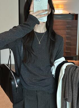 深灰色长袖加绒打底衫女内搭外穿高级圆领T恤2026春新款黑色上衣