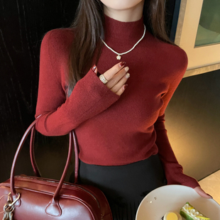 红色半高领打底衫女2026秋冬新款高级感羊绒毛衣内搭修身针织上衣