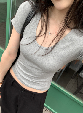 龙妹家灰色U领正肩短袖T恤女2026夏季新款美式辣妹修身显瘦小上衣