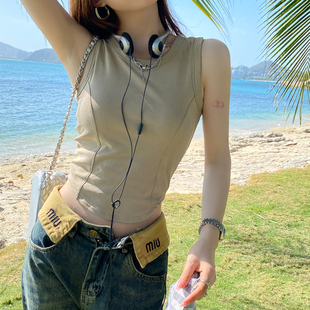 圆领吊带背心女外穿2026春夏新款 小上衣 遮副乳带胸垫内搭打底无袖