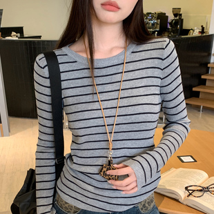 龙妹家灰黑条纹羊绒打底衫女外穿内搭毛衣2026春新款修身针织上衣