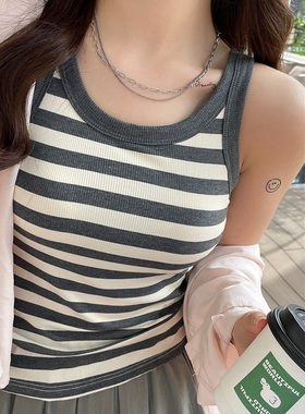 条纹吊带小背心带胸垫一体女内搭2026秋新款大码无袖打底上衣外穿