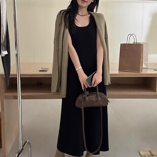 黑色针织连衣裙长款2026春秋新款女装内搭打底长裙气质吊带背心裙
