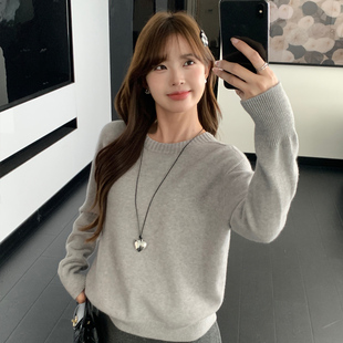 龙妹灰色羊绒毛衣打底衫女内搭2025冬新款宽松慵懒高级感针织上衣
