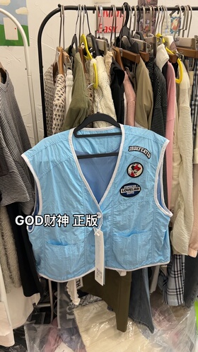 GOD财神正版新款 很洋气的百搭童趣风蓝色工装马甲女