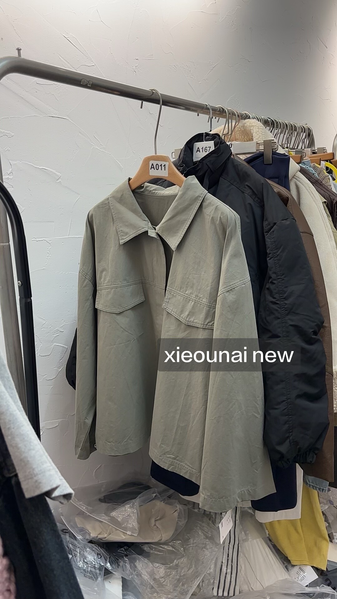 模特自留新款 很洋气的军绿色宽松衬衫女