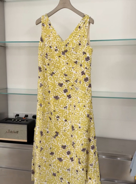 杭州NUT新款 花色很美的黄色系无袖连衣裙