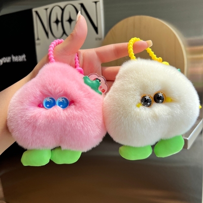 可爱小桃子挂件真兔毛钥匙扣挂饰